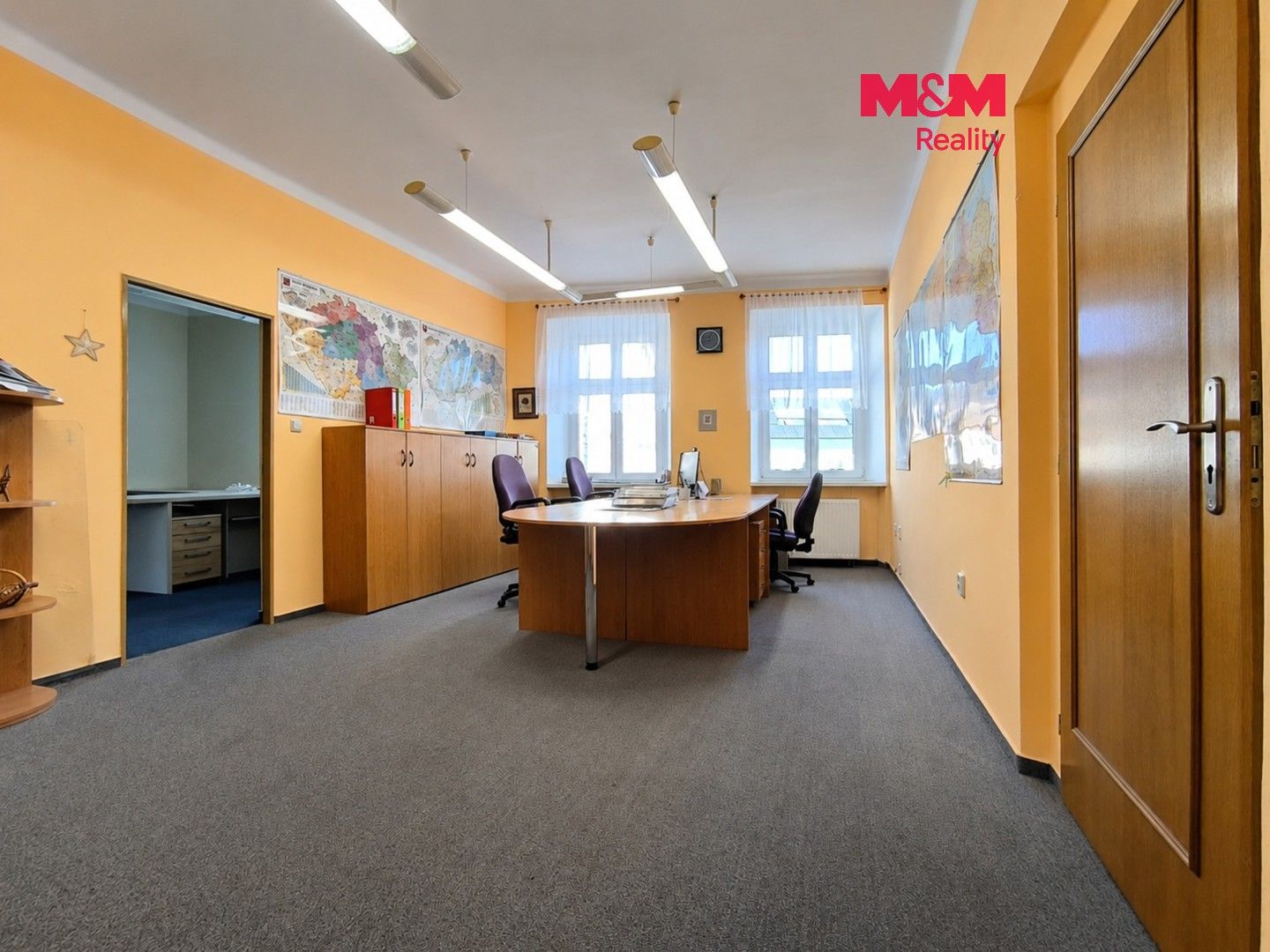 Kanceláře, Husovo náměstí, Ledeč nad Sázavou, 85 m² - 1