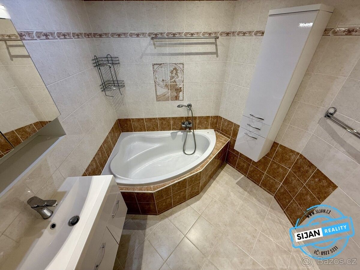 Pronájem byt - Opava, 747 05