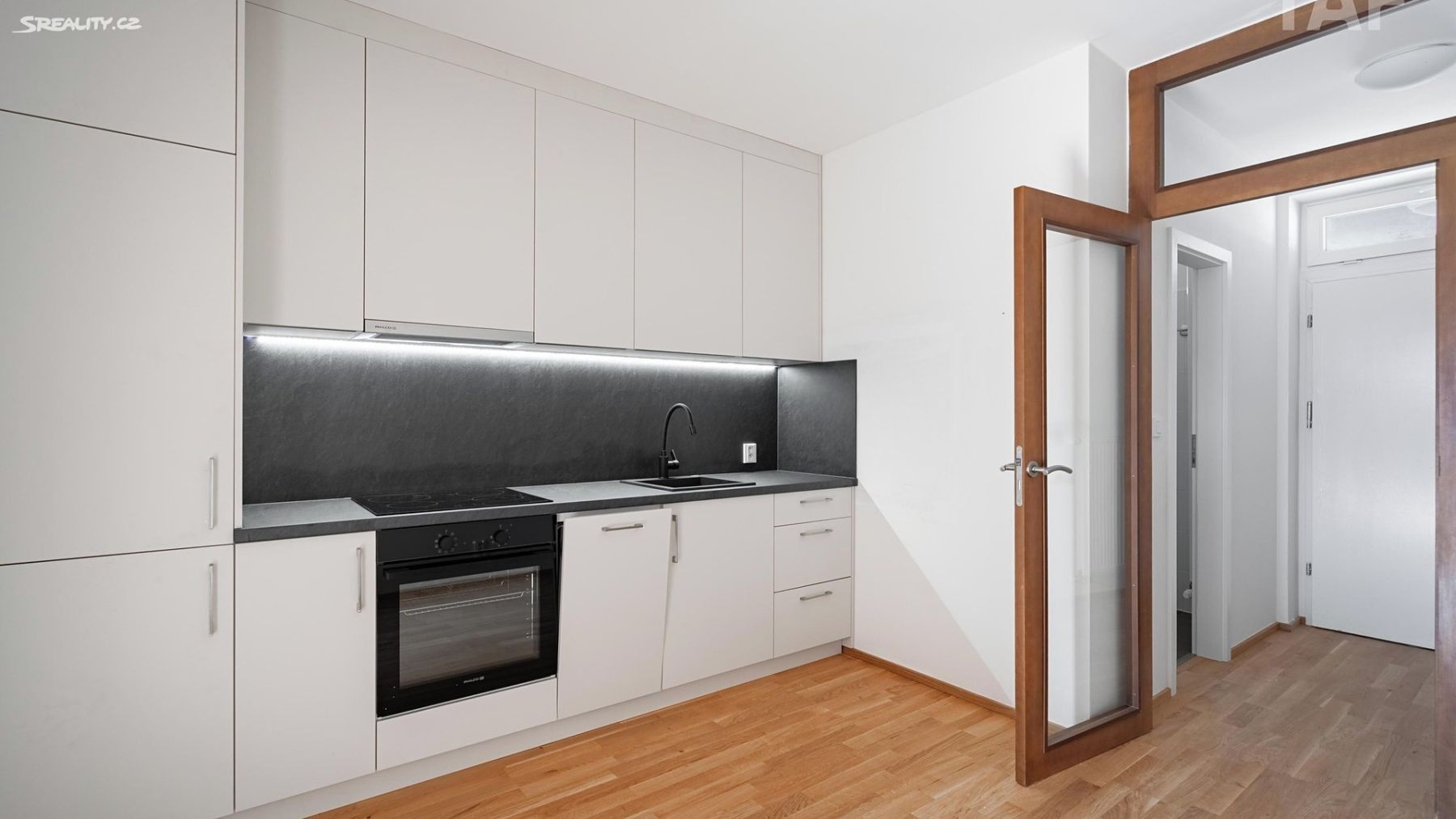 2+1, Milíčova, Praha - Žižkov, 53 m² - 2