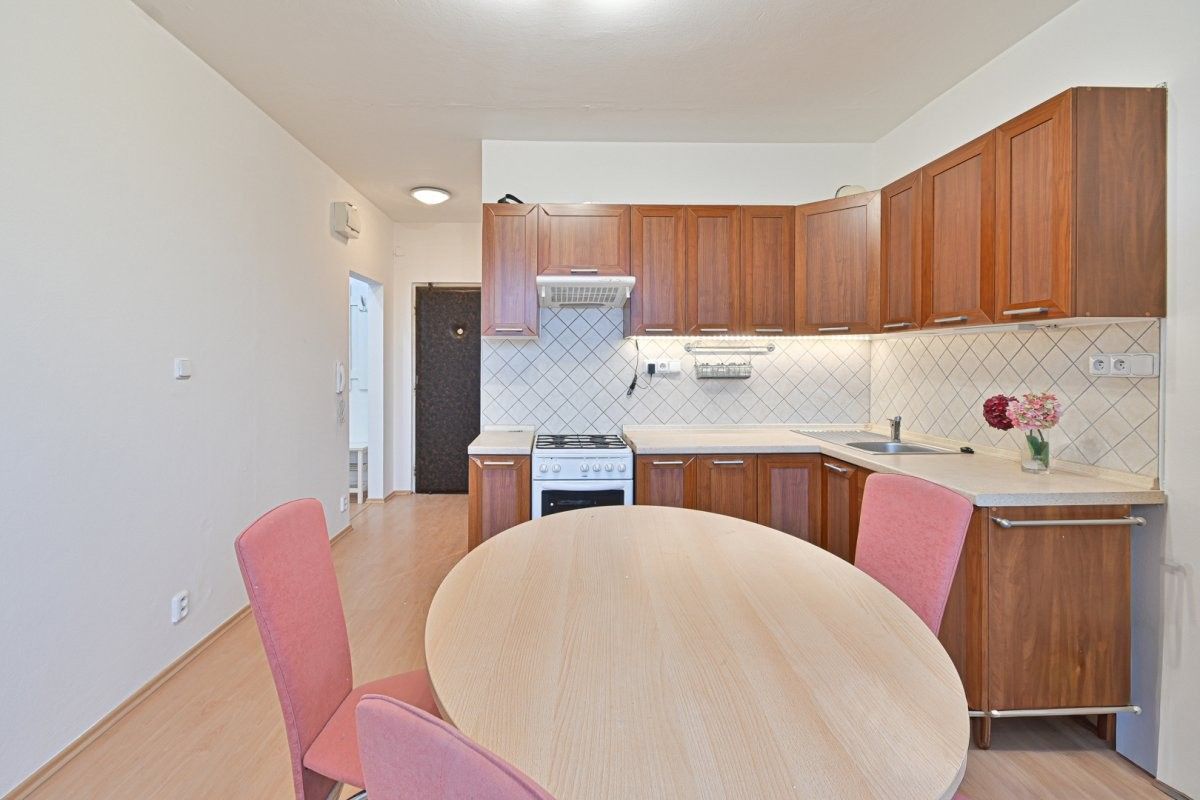 Pronájem byt 1+1 - Chalabalova, Brno, 42 m²