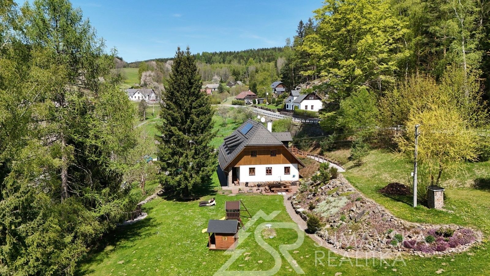 Prodej rodinný dům - Nicov, 259 m² - 5