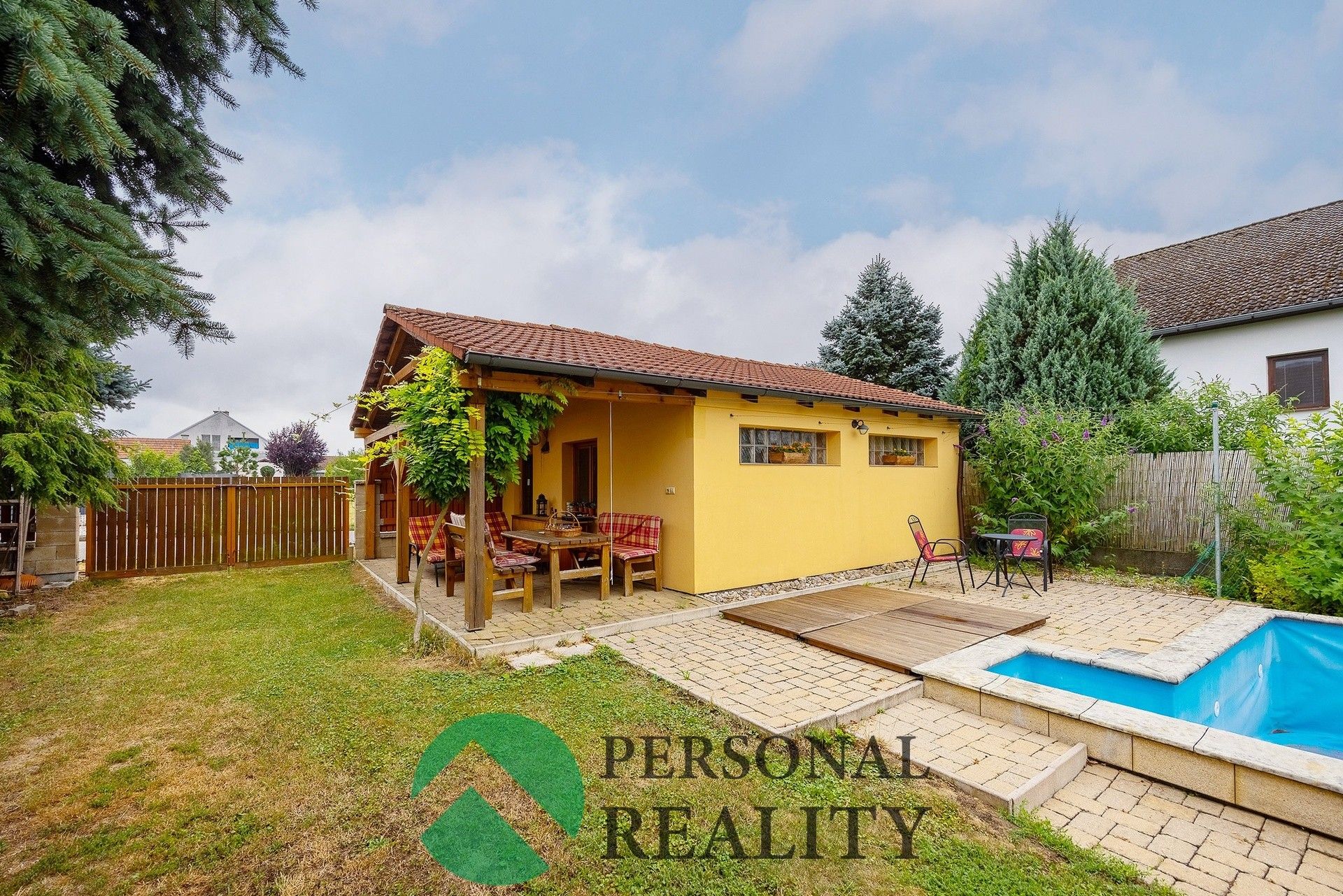 Pozemek pro bydlení, 340 m²