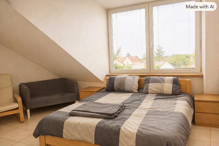 Pronájem byt 1+kk - Na Radosti, Praha 5 - Zličín, 28,3 m² - 2