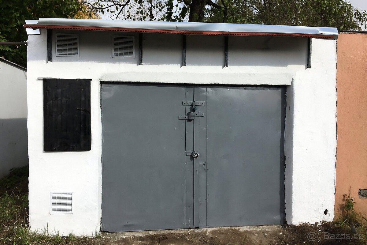 Garáže, Karviná, 733 01