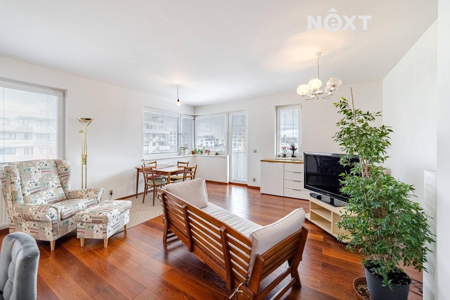 4+kk, Högerova 1219, Praha, 99 m²