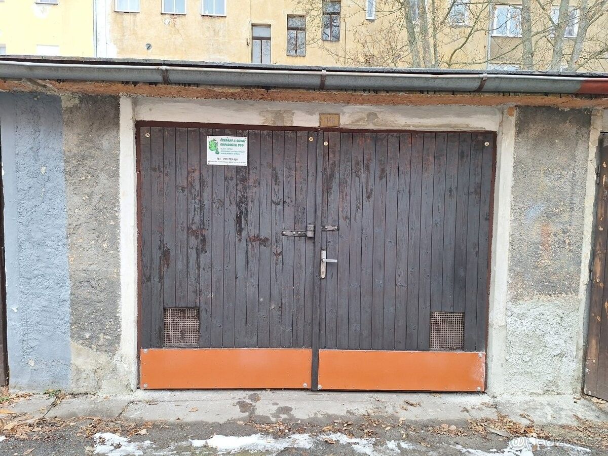 Garáže, Karlovy Vary, 360 05