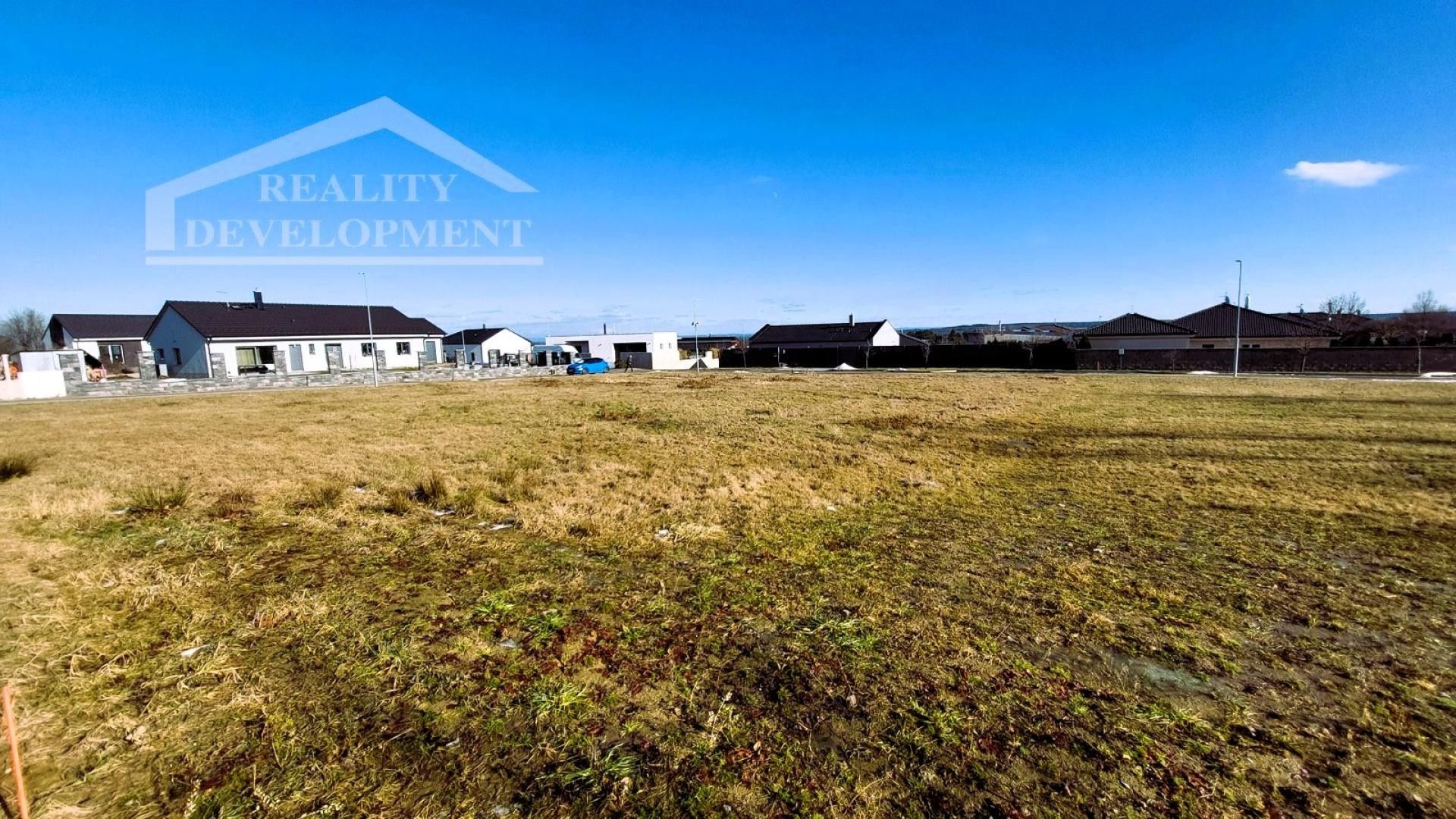 Prodej pozemek pro bydlení - Lišov