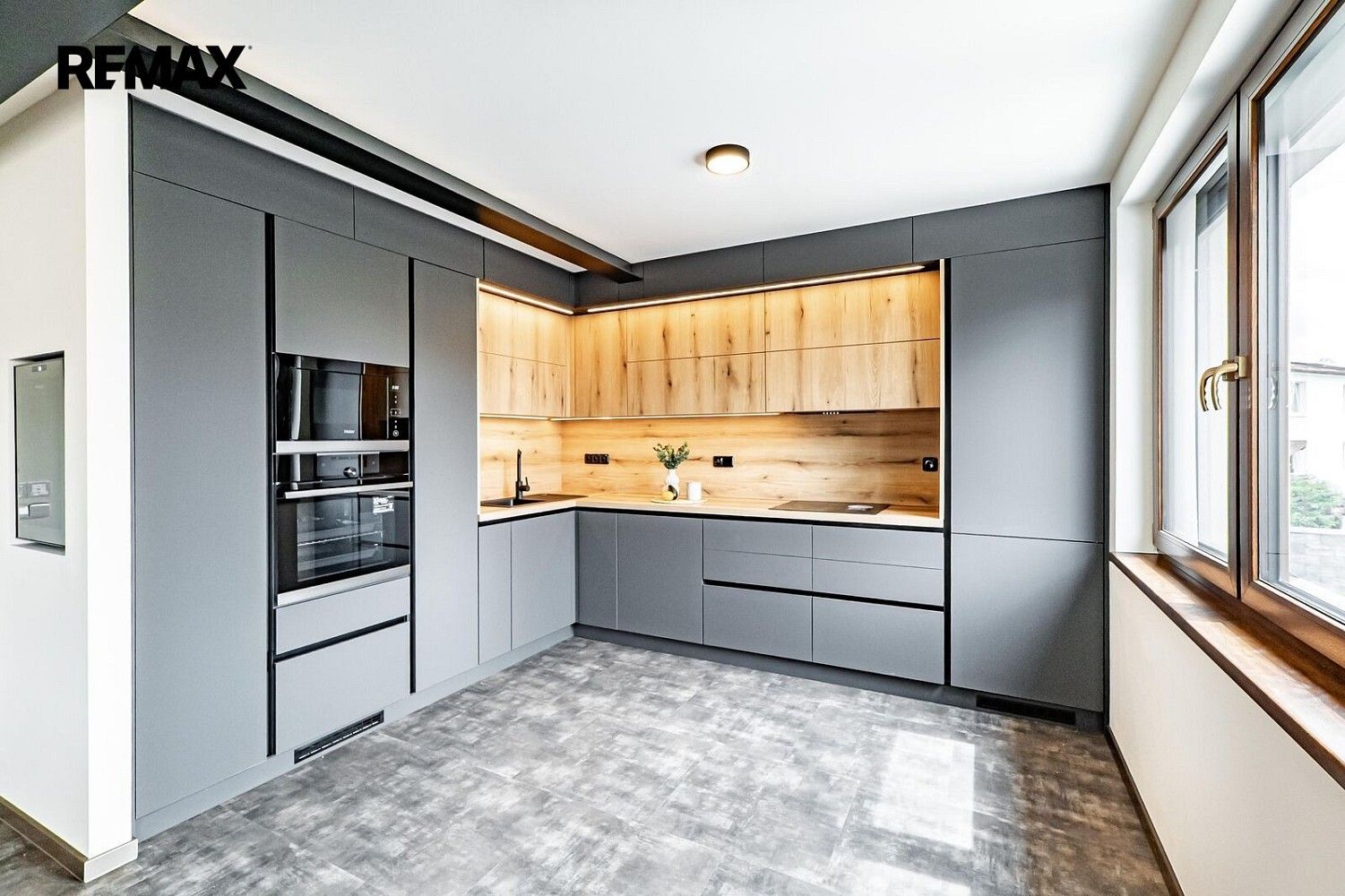 Prodej rodinný dům - Jindřichův Hradec - Radouňka, Jihočeský kraj, 184 m² - 5