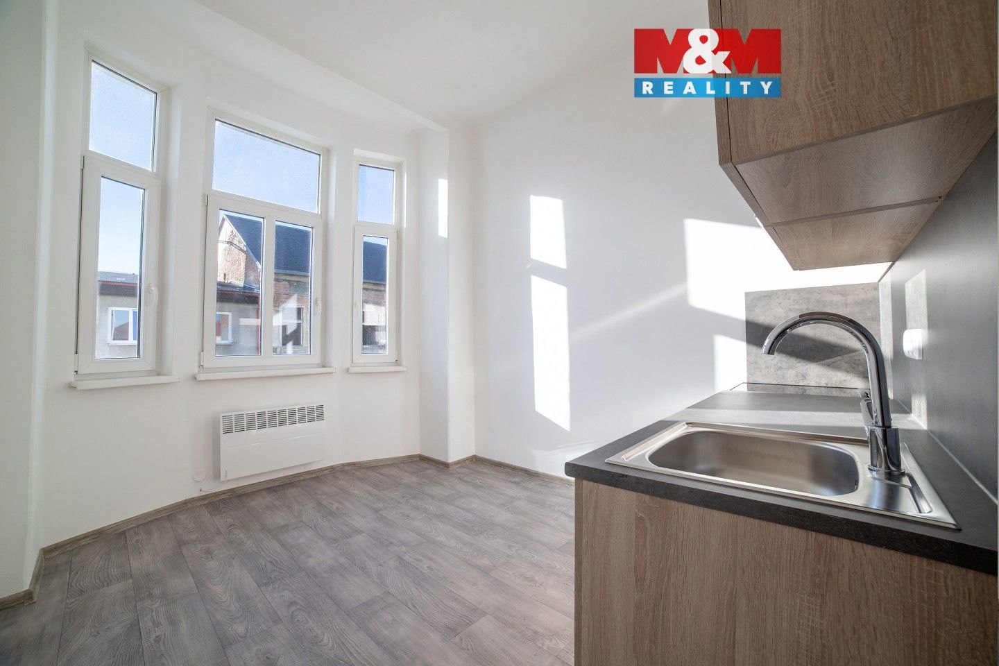 1+1, Nádražní, Sokolov, 37 m²