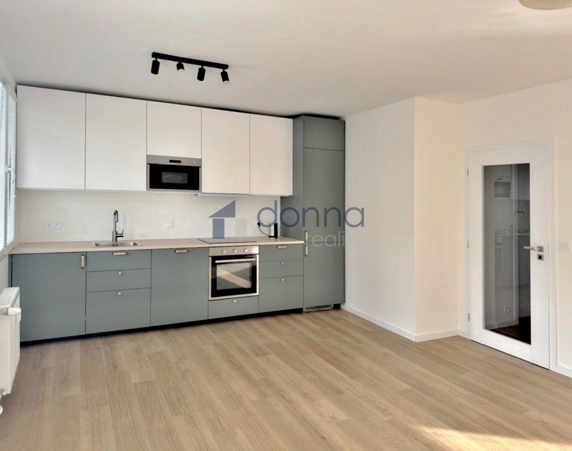 3+kk, Rumburská, Praha, 54 m²