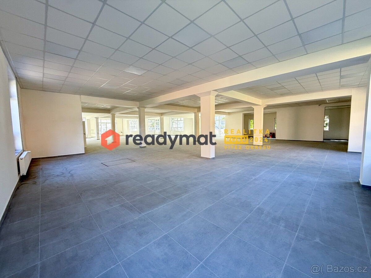 Prodej obchodní prostory - Hodonín, 695 01