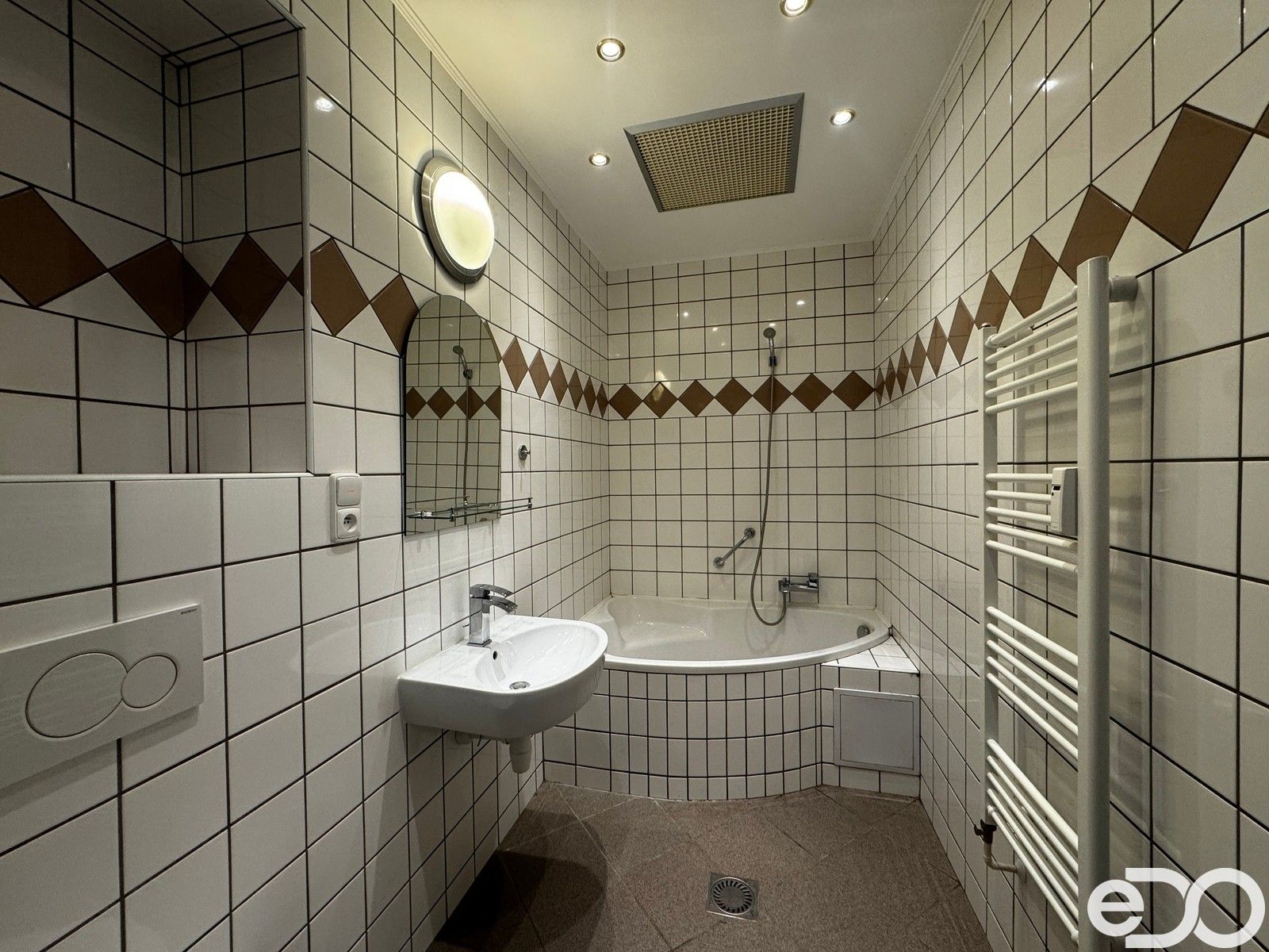 Pronájem byt 1+kk - Husova, Semily, 18 m²