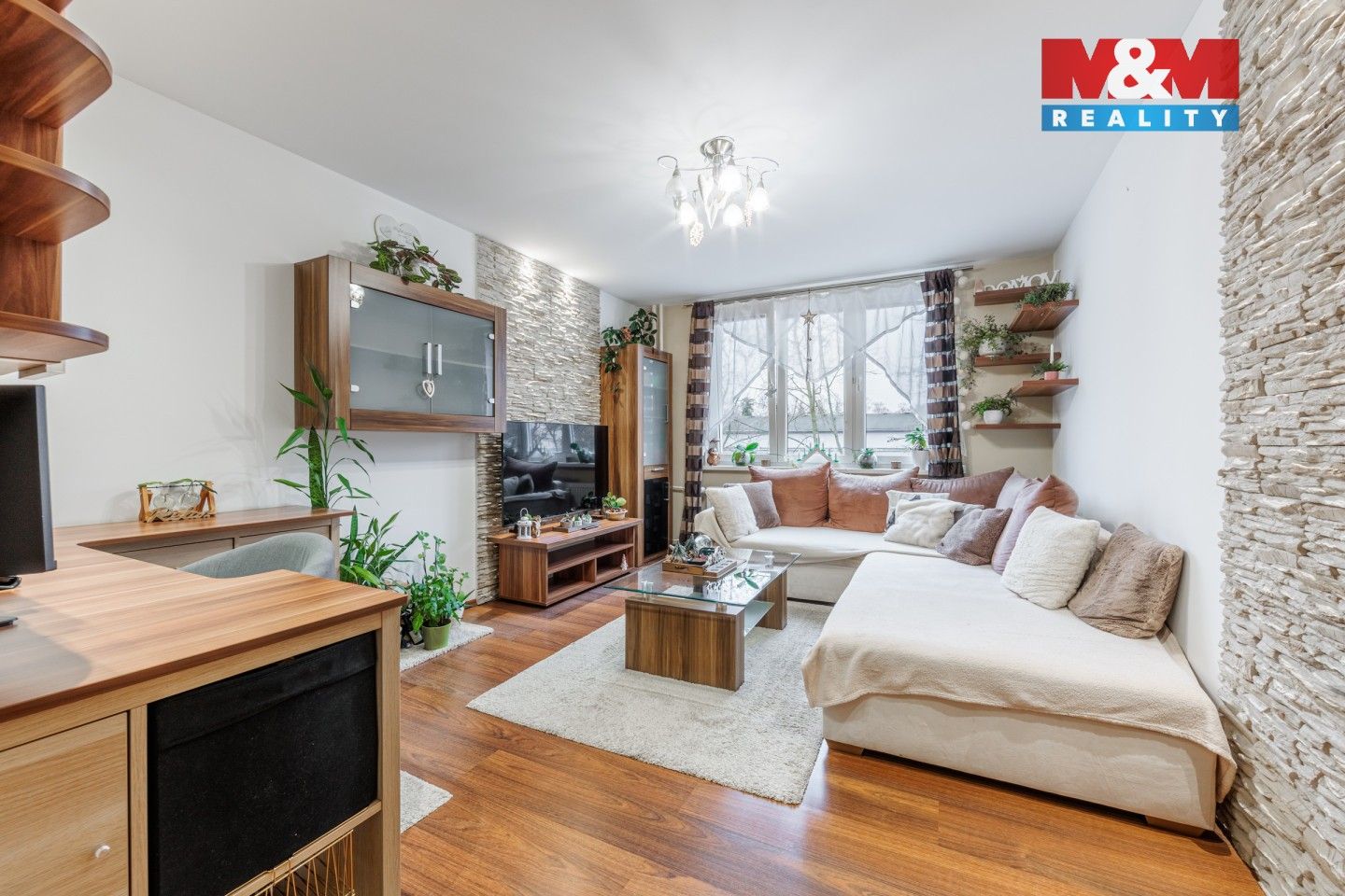 Prodej byt 2+1 - náměstí 9. května, Chodov, 60 m²