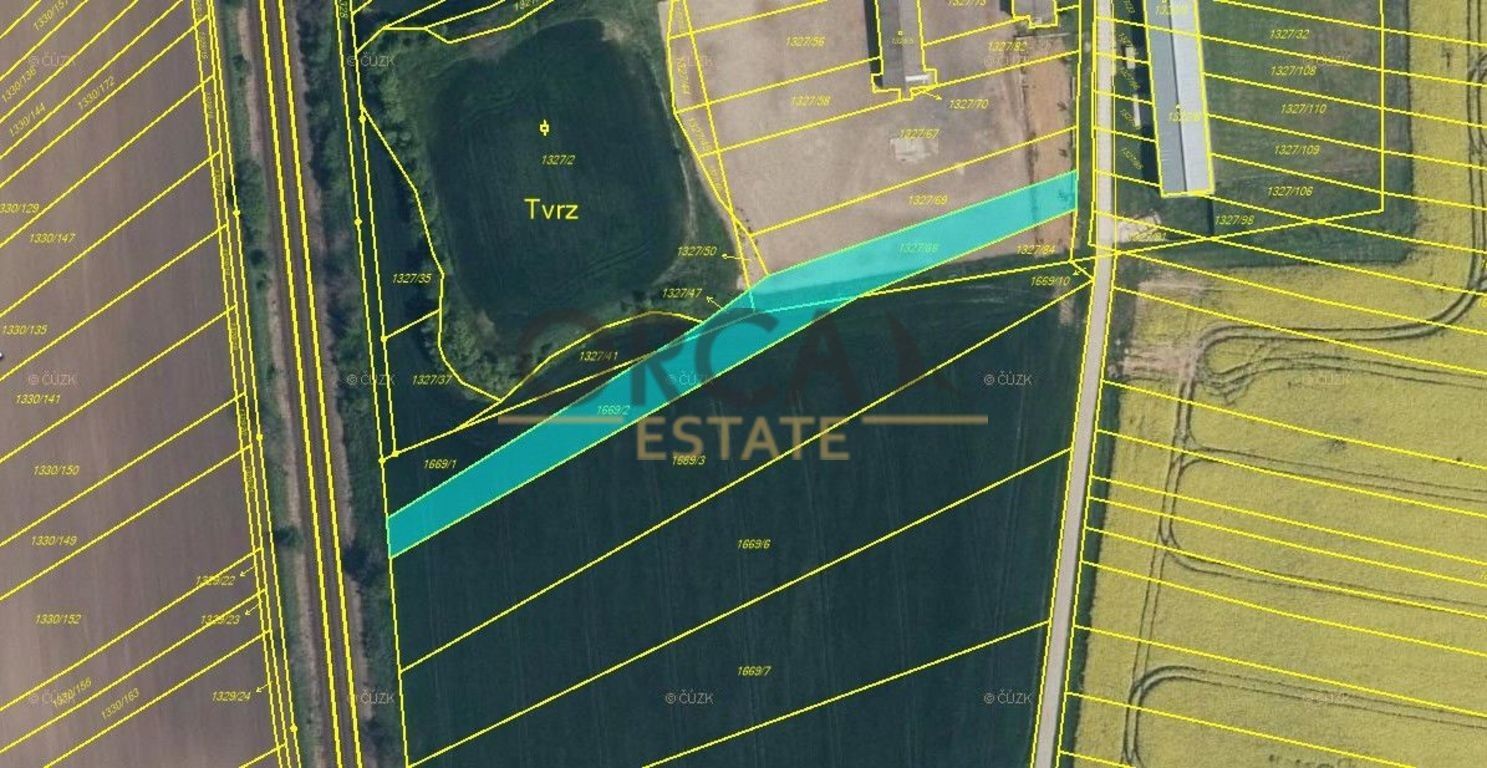 Prodej zemědělský pozemek - Kyjov, 1 604 m²