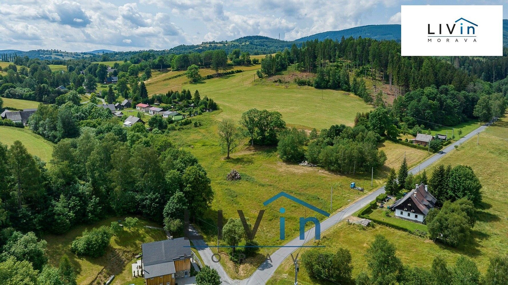 Pozemky pro bydlení, Staré Město - Chrastice, okres Šumperk, Olomoucký kraj - 1