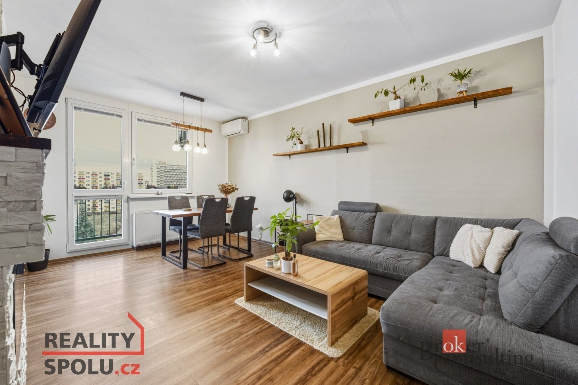 3+kk, Pod Zámečkem, Hradec Králové, 74 m²