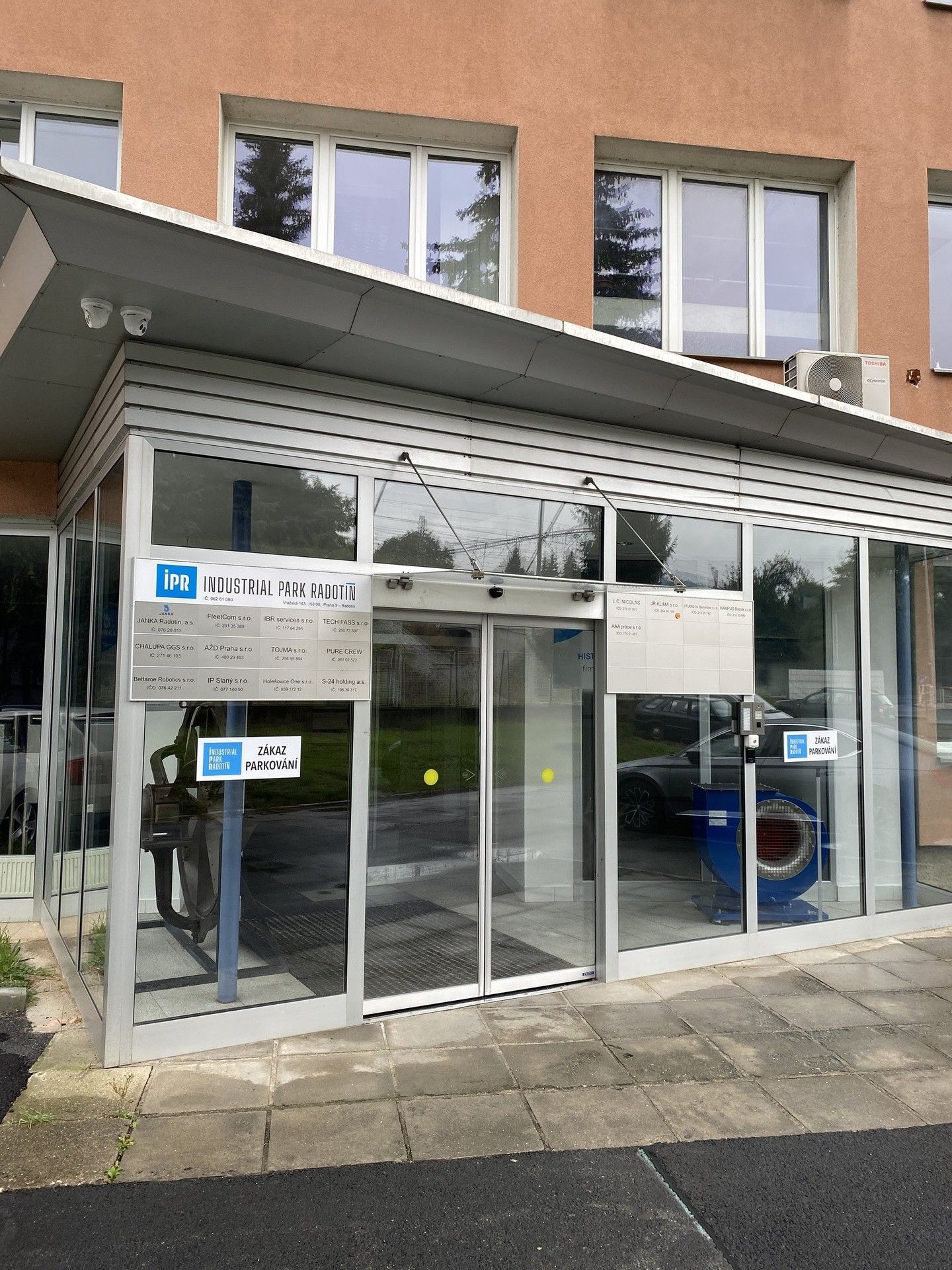 Kancelář · 774 m² · Vrážská 143, Praha Radotín - 3