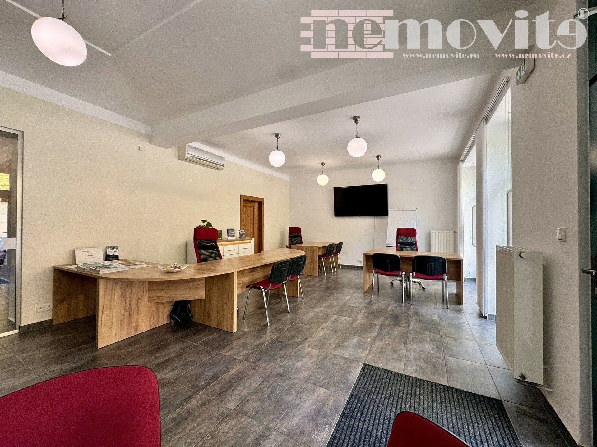 Obchodní prostory, Chelčického 297, Hradec Králové Pražské Předměstí, 77 m² - 2