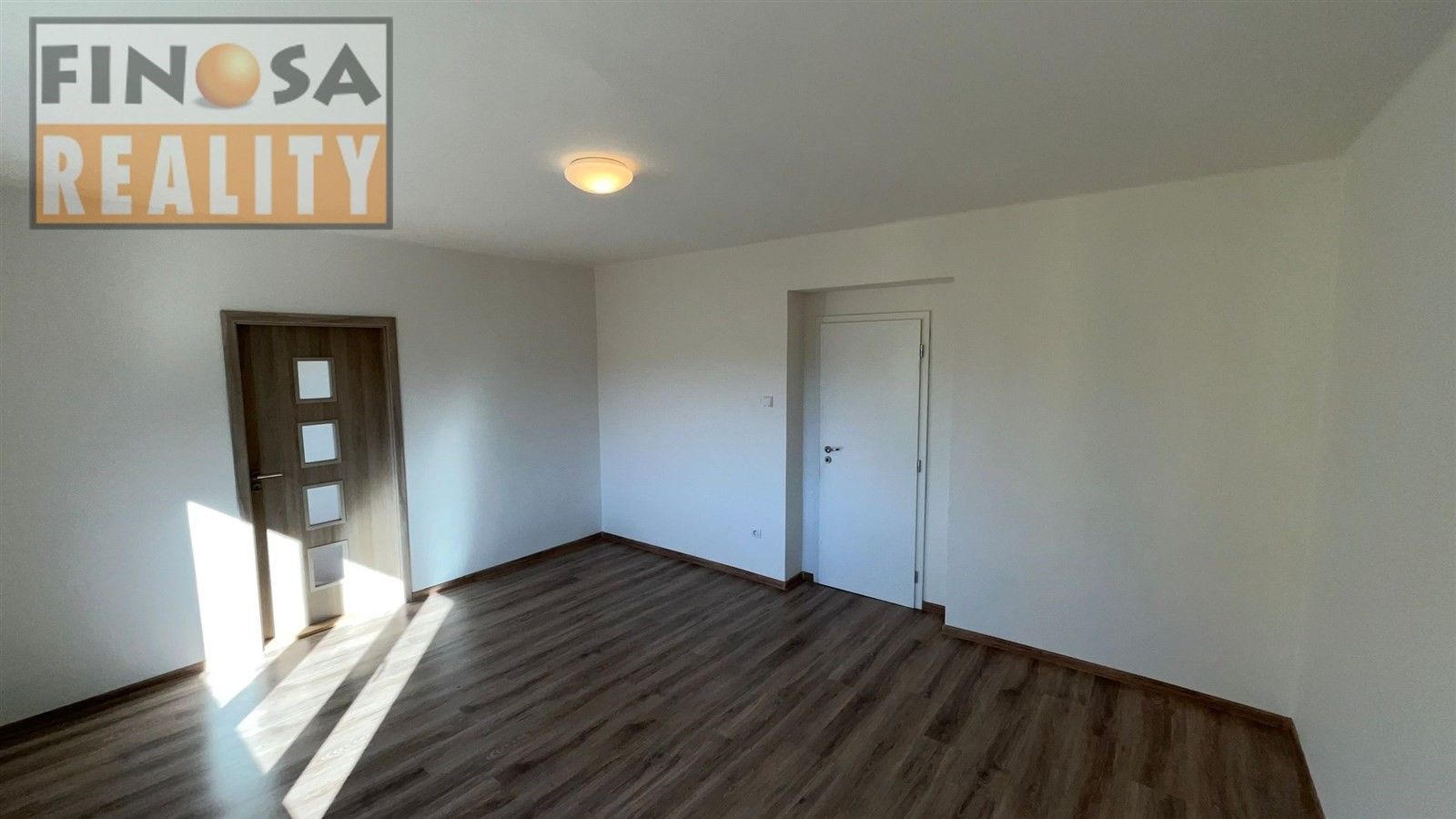 Pronájem byt 1+1 - Krásný Les, Petrovice, 43 m²