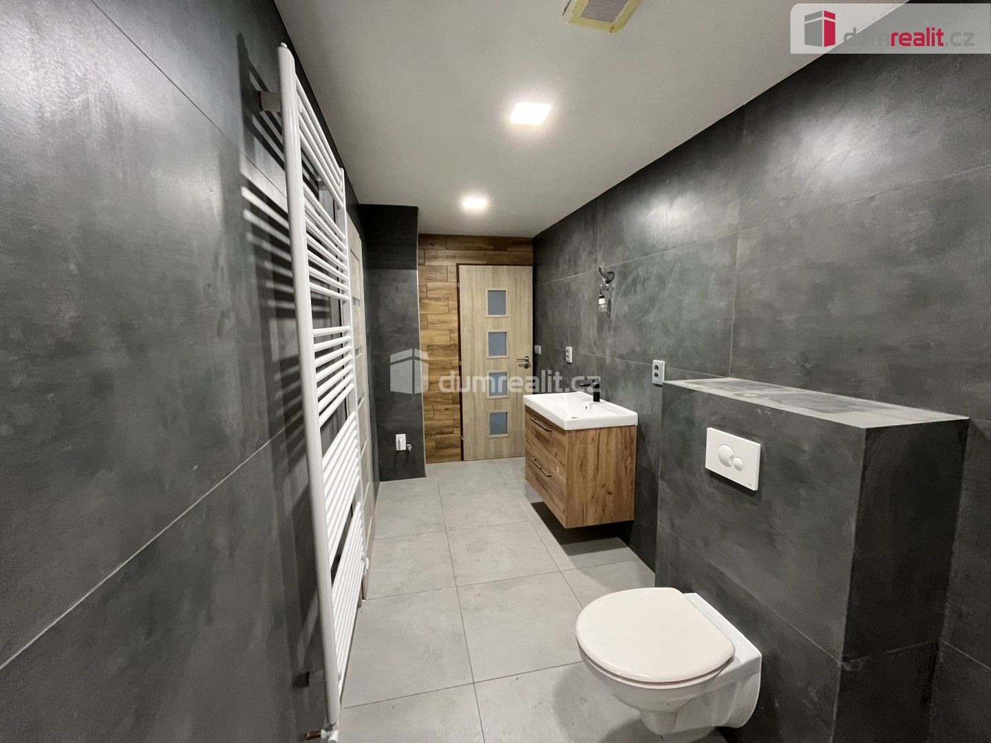 Rodinný dům · 204 m² · Modlany - 4