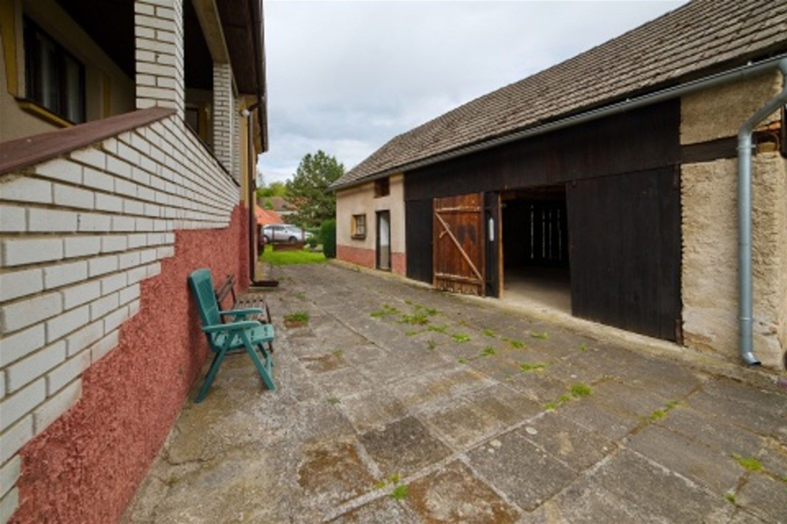 Prodej rodinný dům - Divišov Zdebuzeves, 255 m² - 5