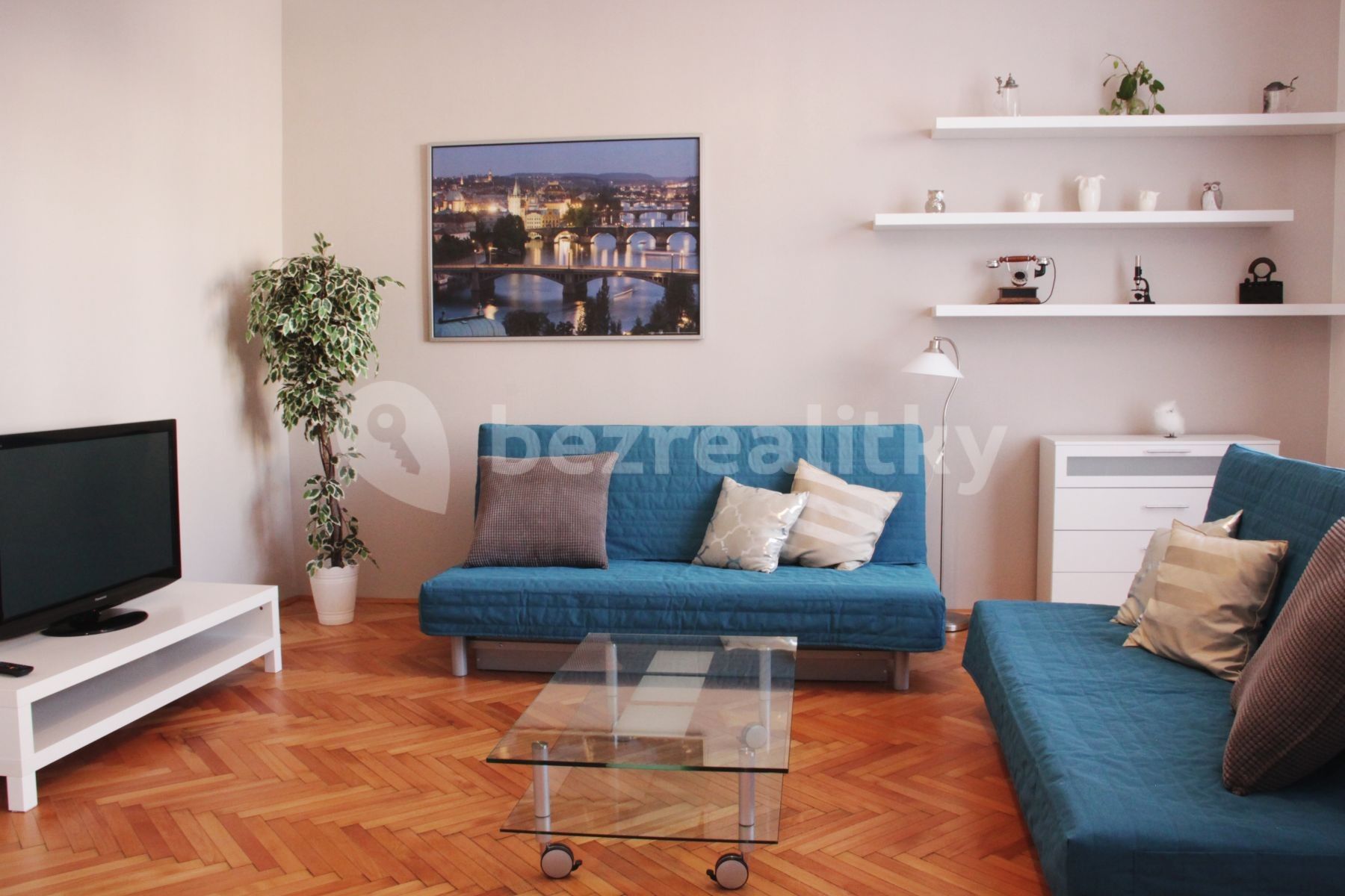 2+1, Korunovační, Praha - Bubeneč, 70 m² - 1