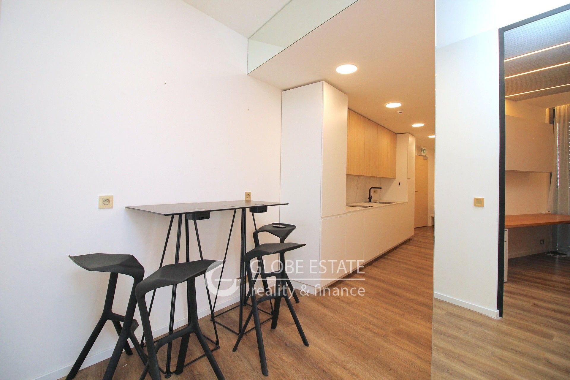 Prodej kancelář - Karlín, Praha, 128 m² - 5