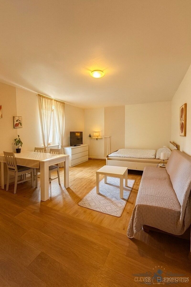 Pronájem byt - Choustníkovo Hradiště, 544 42