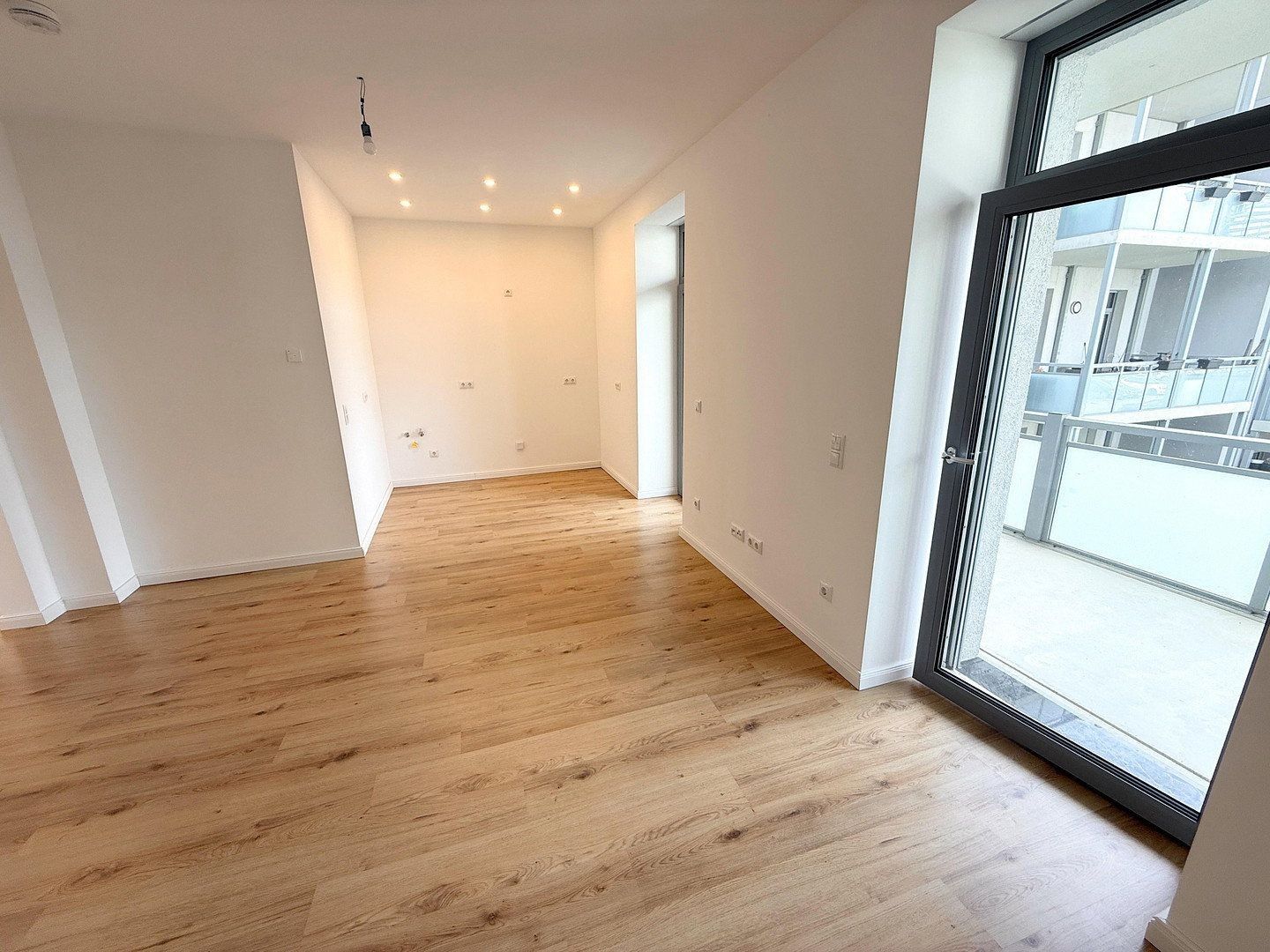 2+1, Alt Salbke 73 Magdeburg Salbke Sachsen-Anhalt 39122, 69 m² - 1