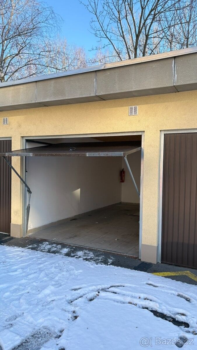 Pronájem garáž - Ostrava, 700 30