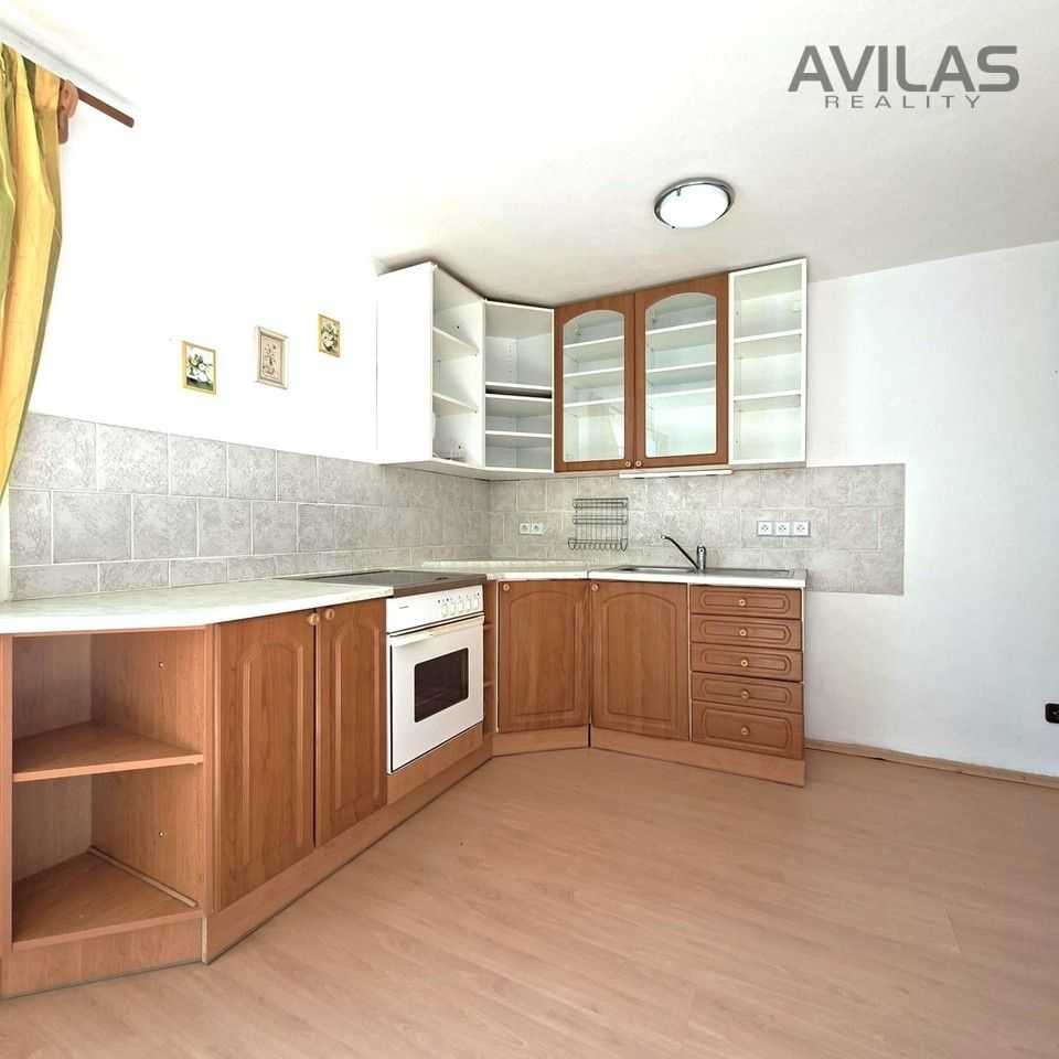 Pronájem byt 2+kk - Bedrč, Benešov, 50 m²