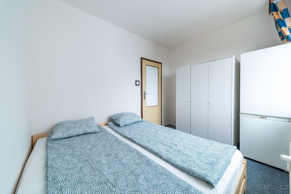 Pronájem byt 4+kk - Praha, 198 00, 70 m²