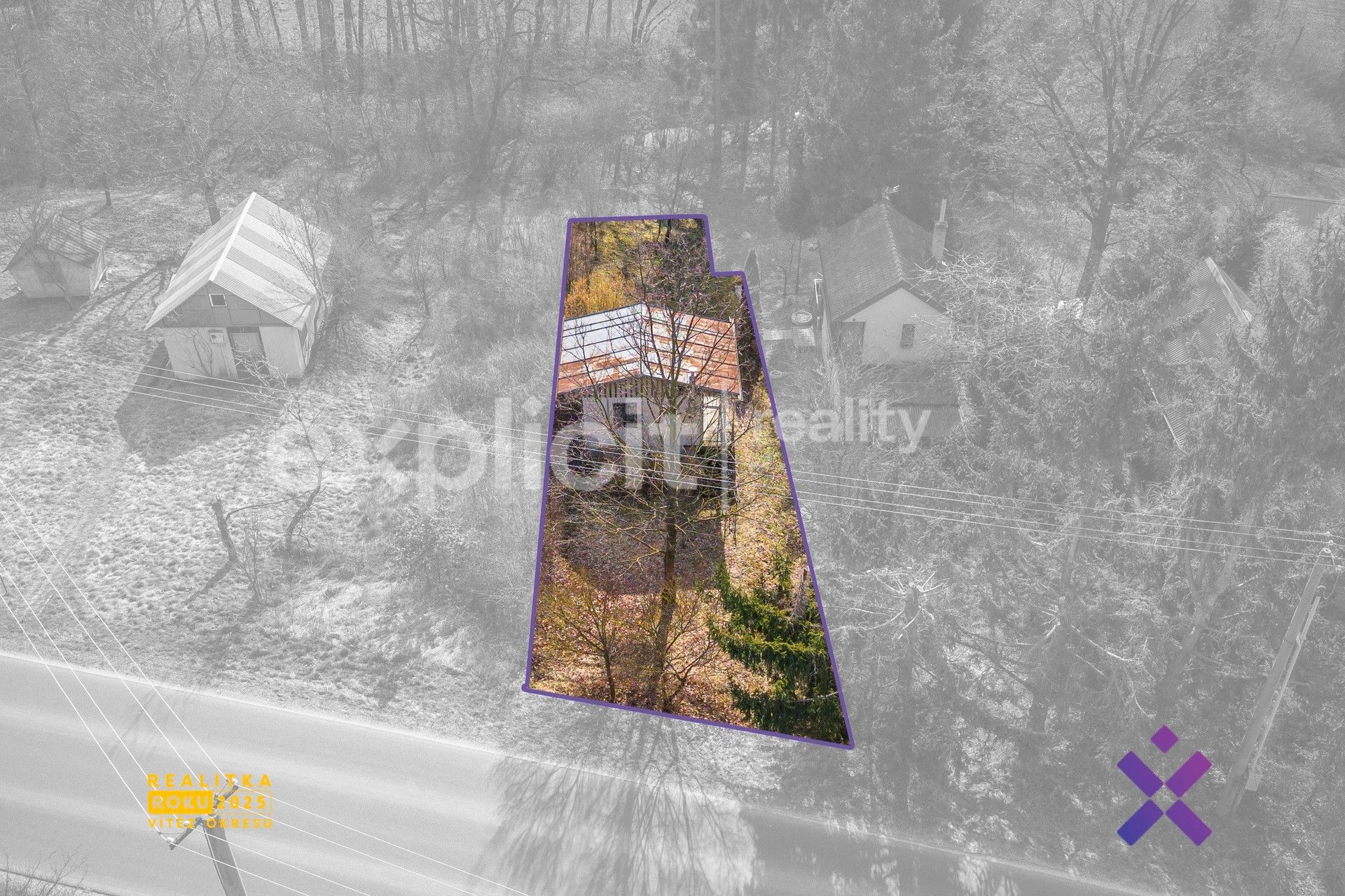 Chaty, Hluk, 20 m² - 1