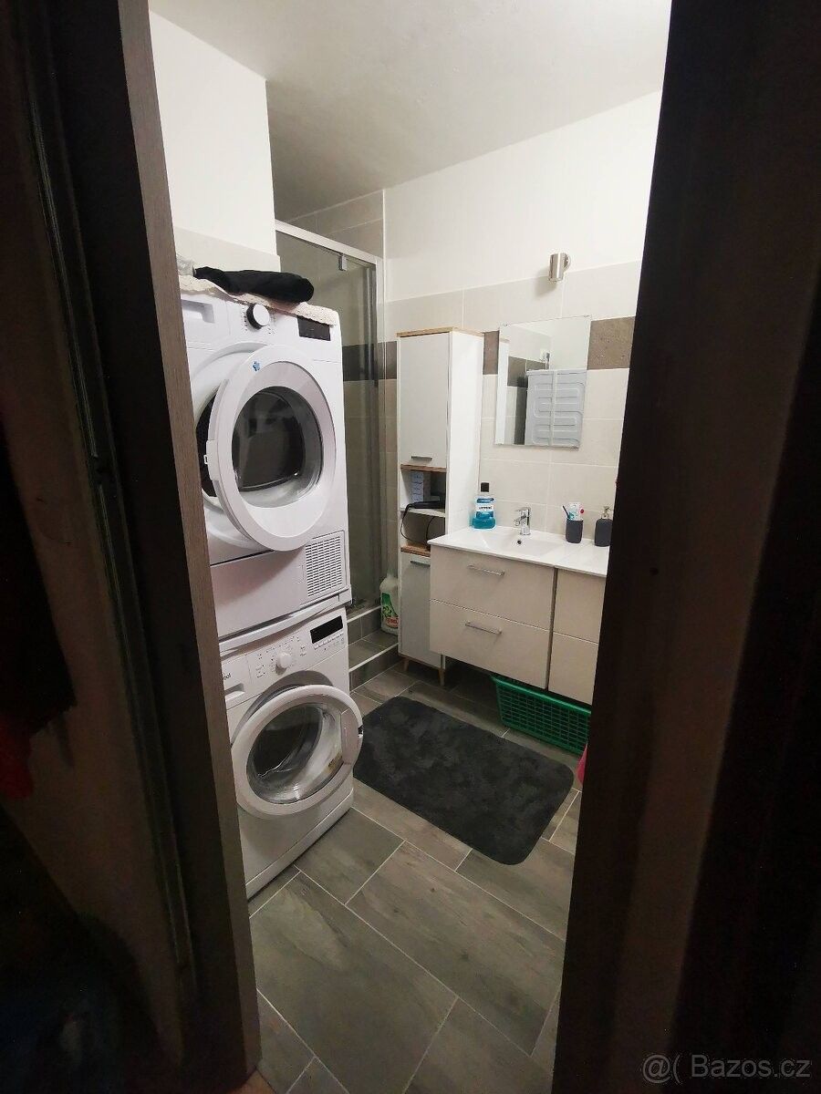 Pronájem byt - Stráž pod Ralskem, 471 27