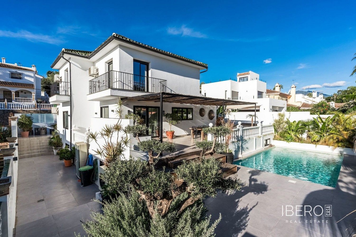 Prodej rodinný dům - Nueva Andalucía, ES, 343 m² - 2