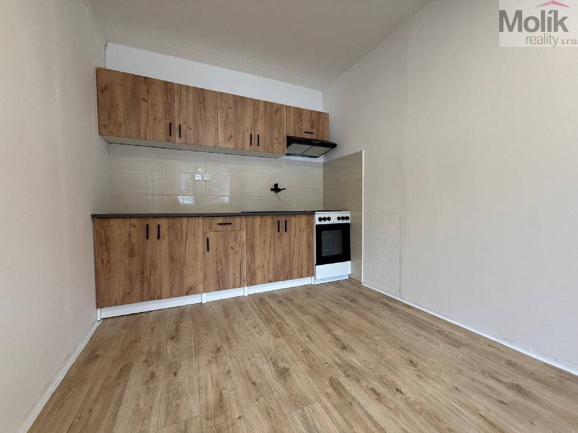 3+1, Josefa Suka, Most, 68 m²