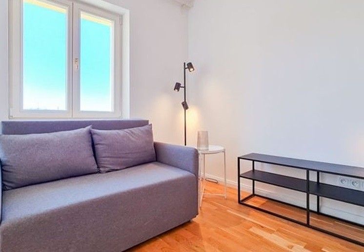 Pronájem byt 1+kk - Rubešova 72/9, Praha, 45 m²