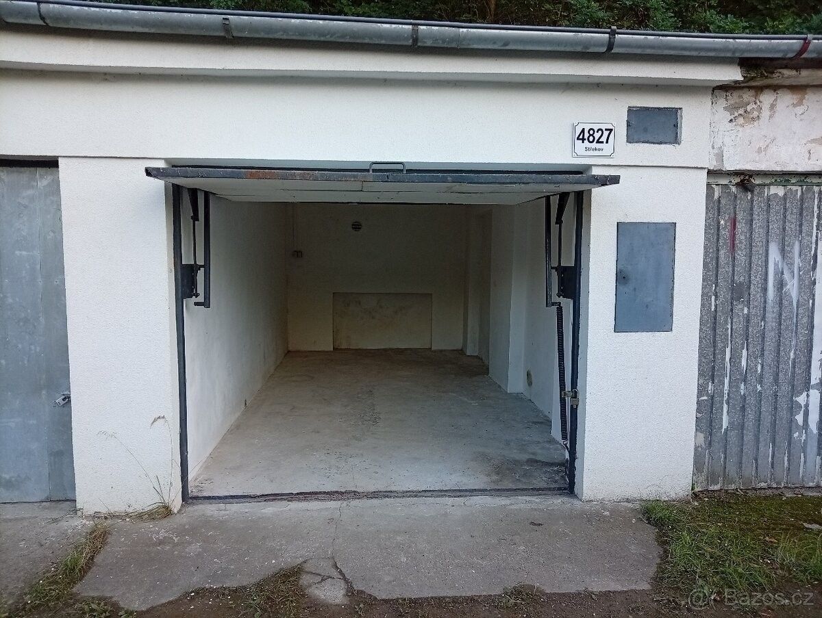 Garáže, Ústí nad Labem, 400 03 - 1