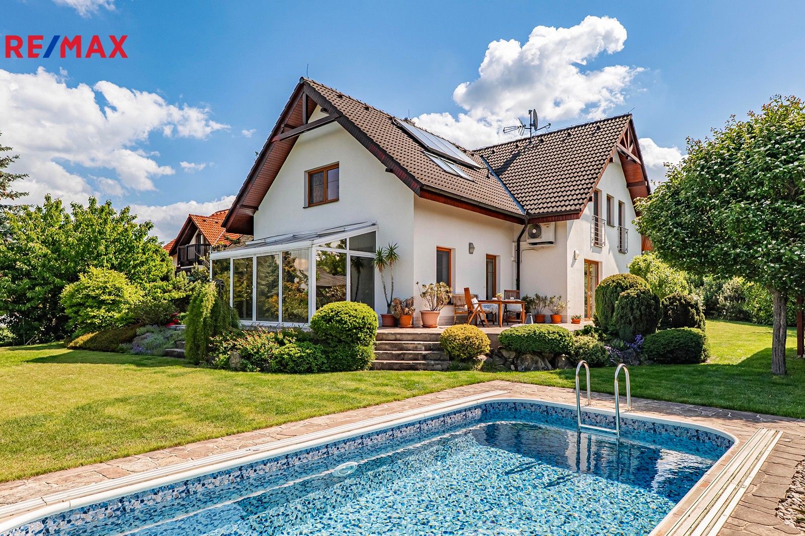 Rodinné domy, Letní, Bradlec, 286 m²