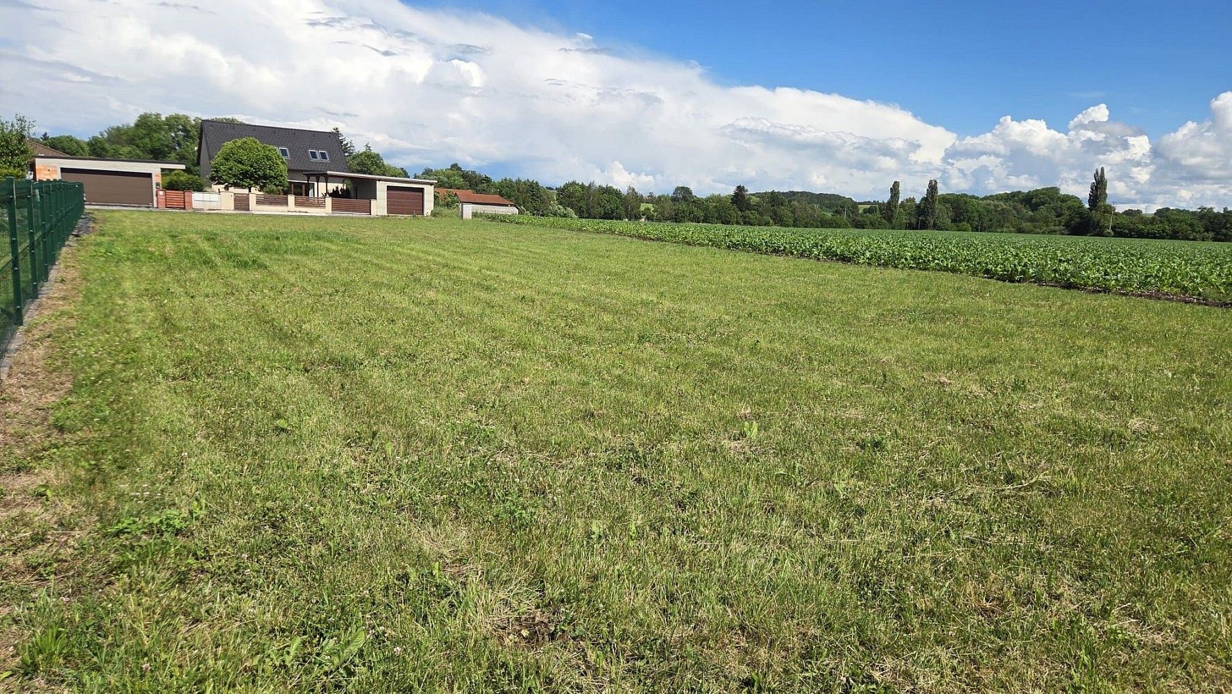 Pozemek pro bydlení, 1 140 m²
