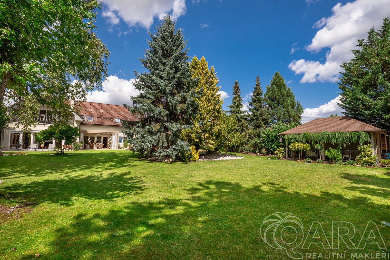 Prodej vila - Štefánikova, Zeleneč, 540 m²