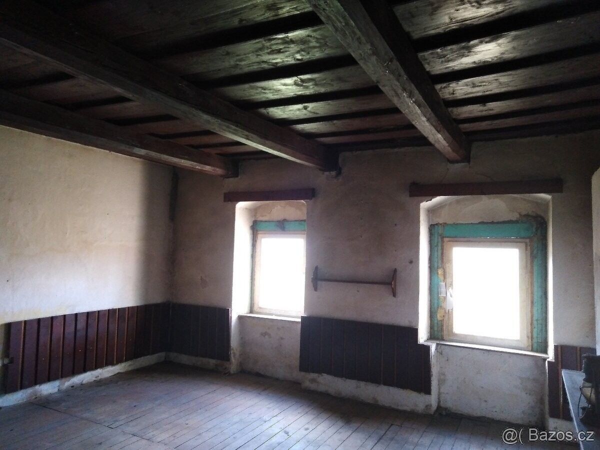 Prodej rodinný dům - Šumná, 671 02