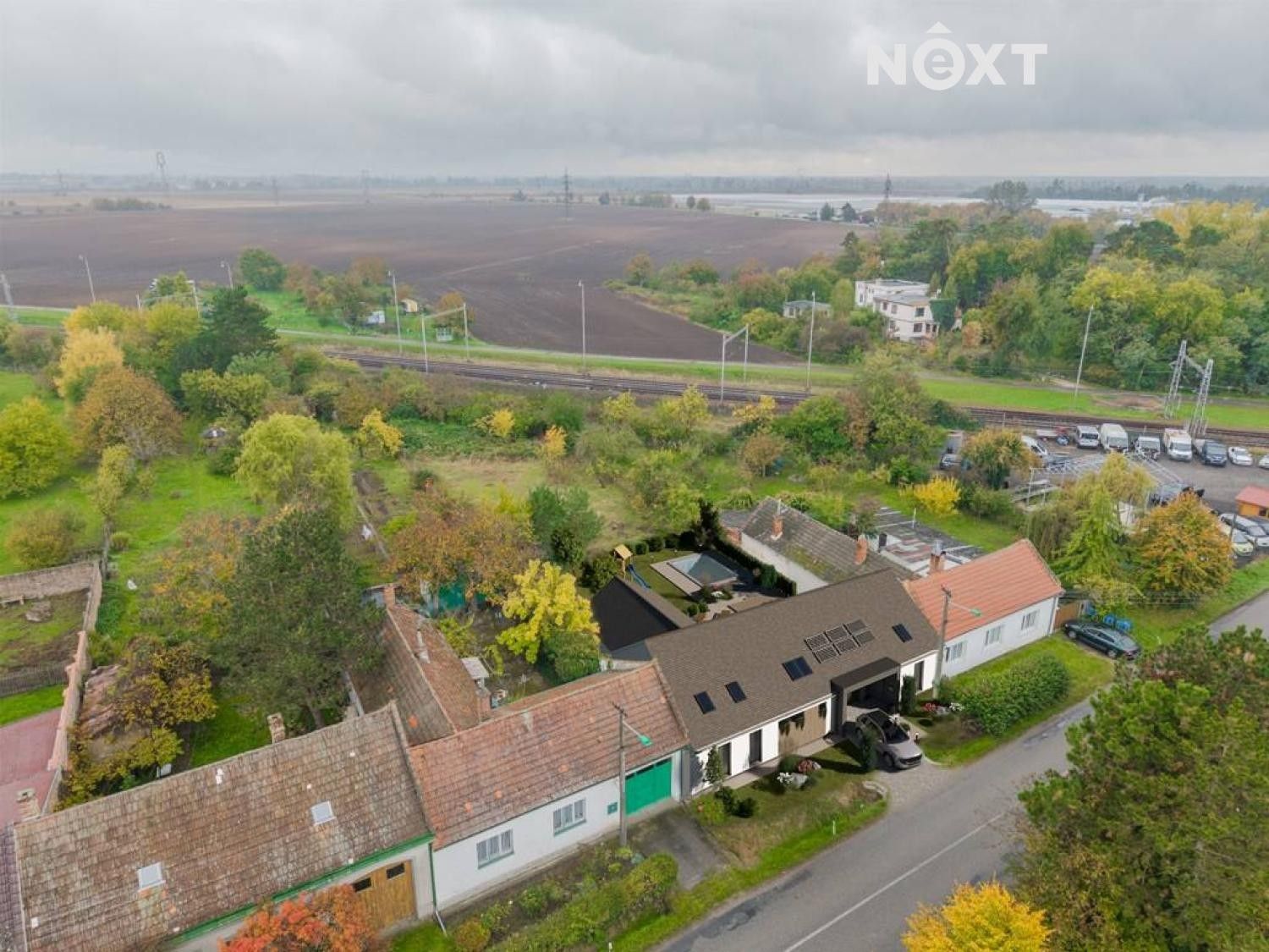 Prodej pozemek pro bydlení - Nádraží, Hrušky - 5