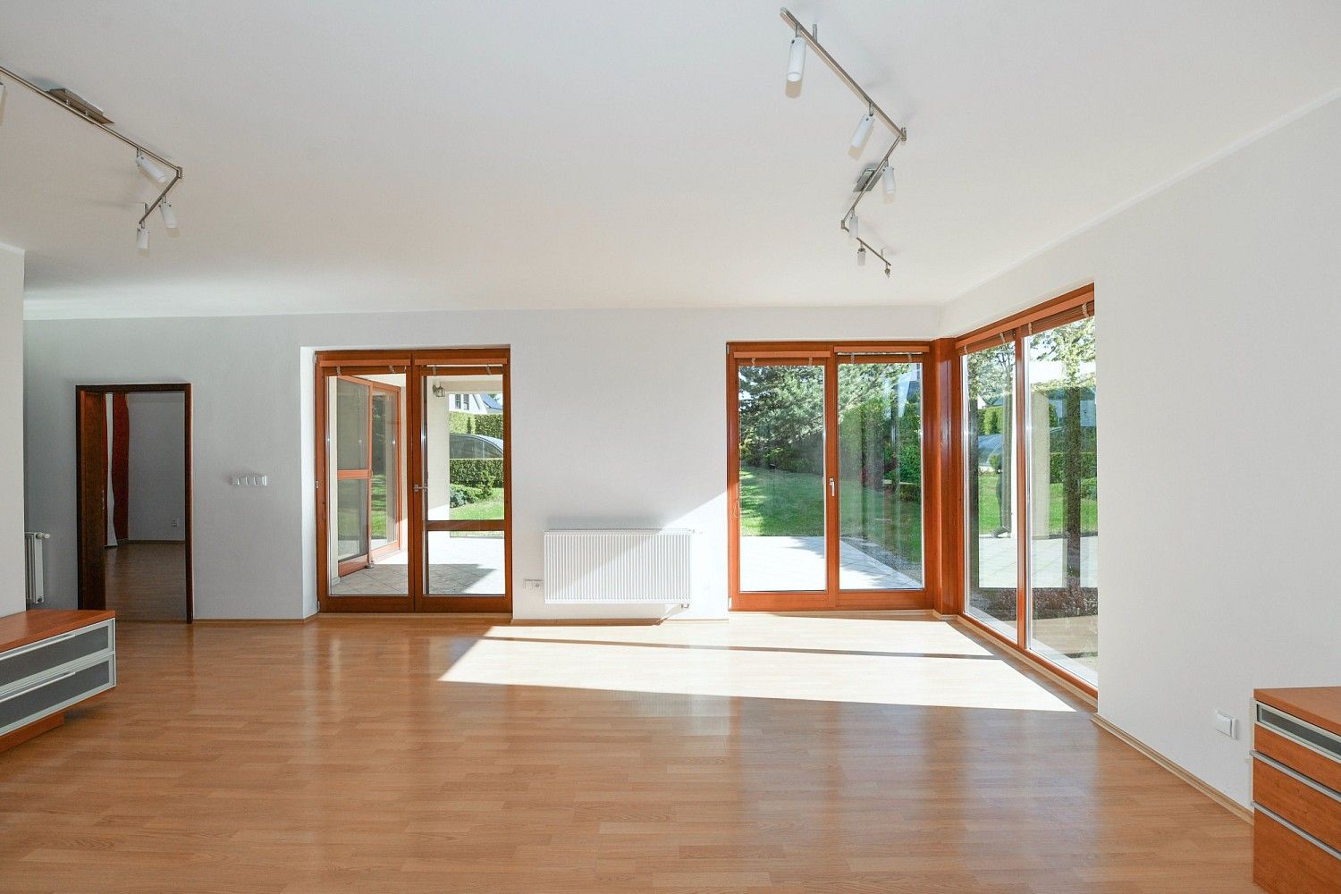 Rodinné domy, Jesenice, okres Praha-západ, Středočeský kraj, 270 m² - 2