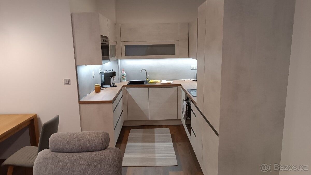 Byty, Blansko, 678 01