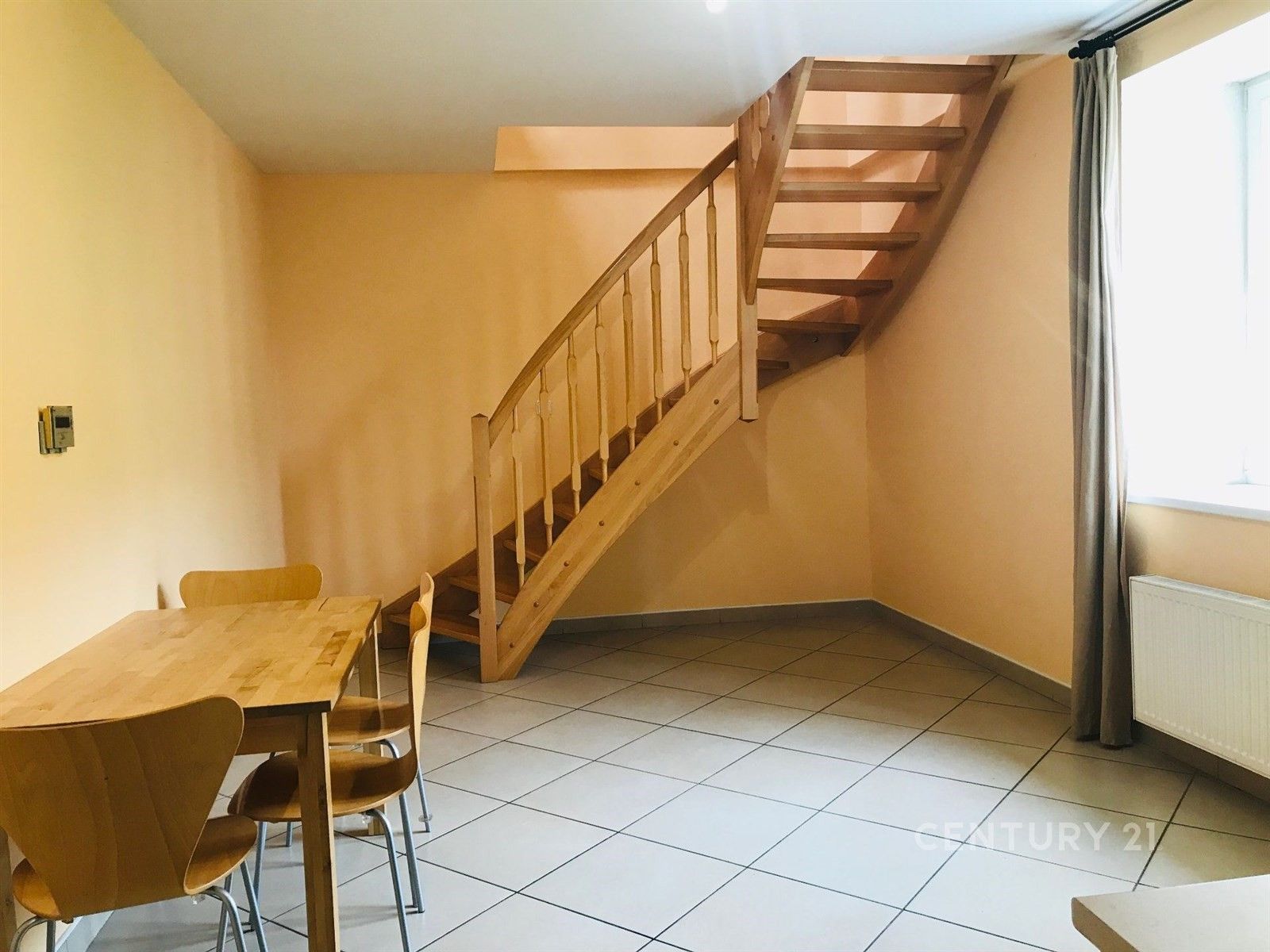 Pronájem byt 2+kk - Křemencova, Praha, 70 m²