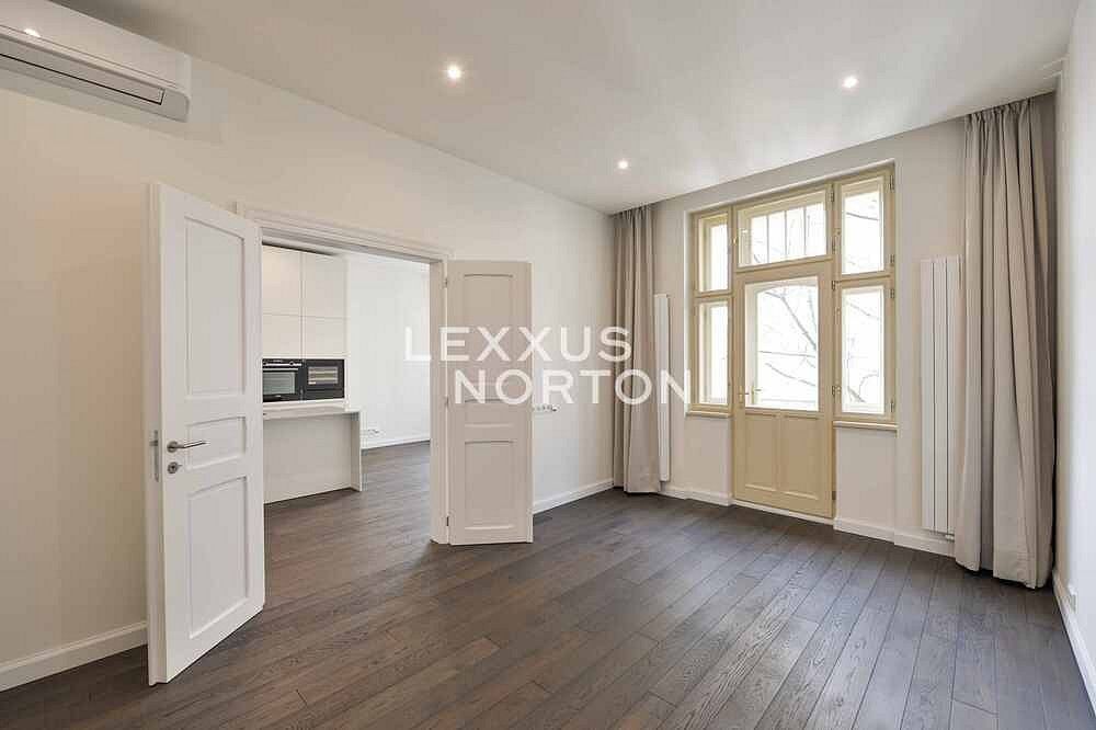 4+kk, Laubova, Praha 3 - Vinohrady, 137 m² - 2