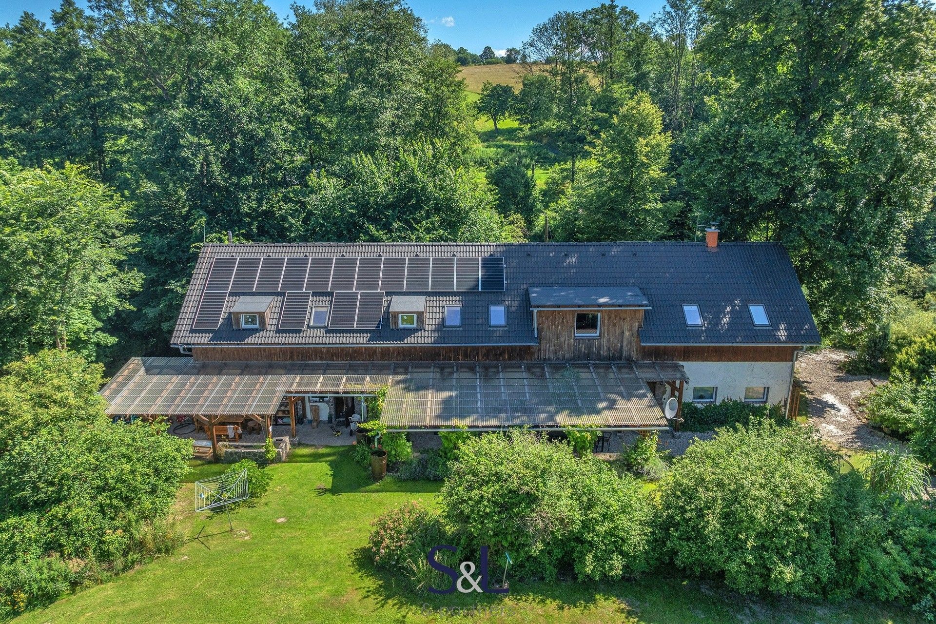 Ubytovací zařízení · 470 m² · Heřmanice - 3