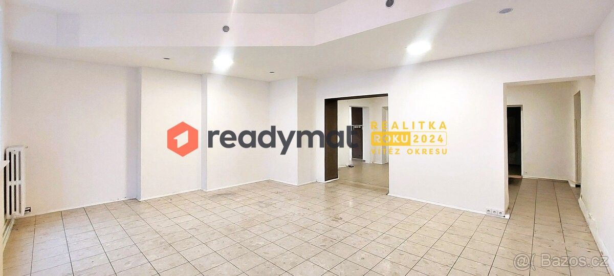 Obchodní prostory, Hodonín, 695 01