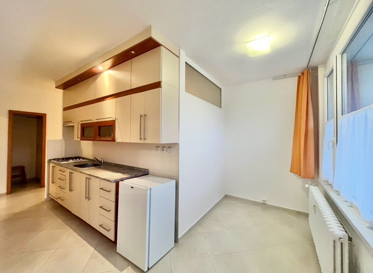 Pronájem byt 2+1 - Kamenná, Ústí nad Labem, 49 m²